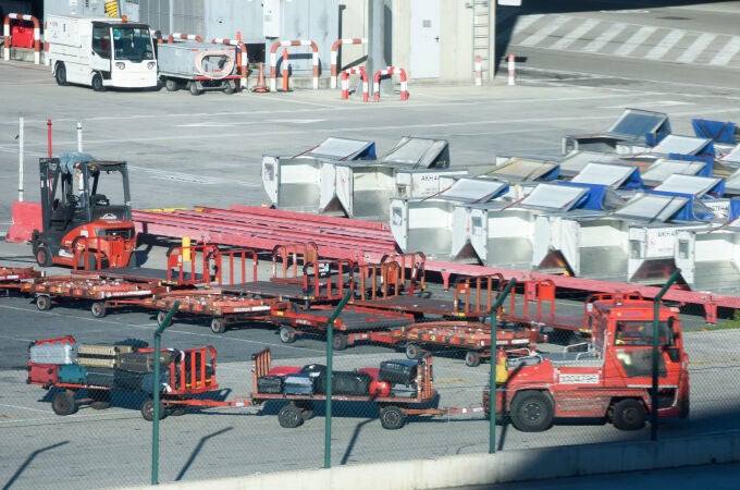 MADRID.-Iberia propone crear una nueva compañía para el handling con bajas voluntarias para 1.727 trabajadores