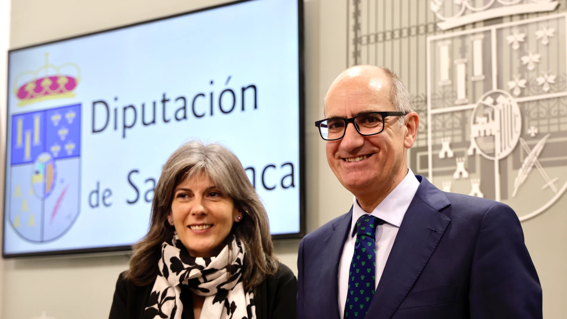 El presidente de la Diputación de Salamanca, Javier Iglesias, y la diputada Eva Picado presentan el proyecto