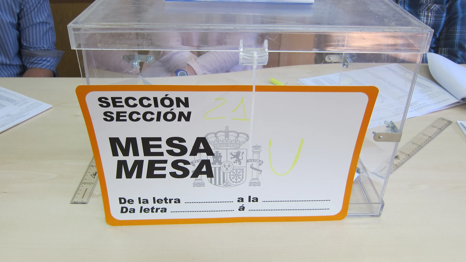 18F.- Los gallegos podrán escoger en las elecciones entre 12 partidos y 42 listas, 14 menos que en la cita de 2020
