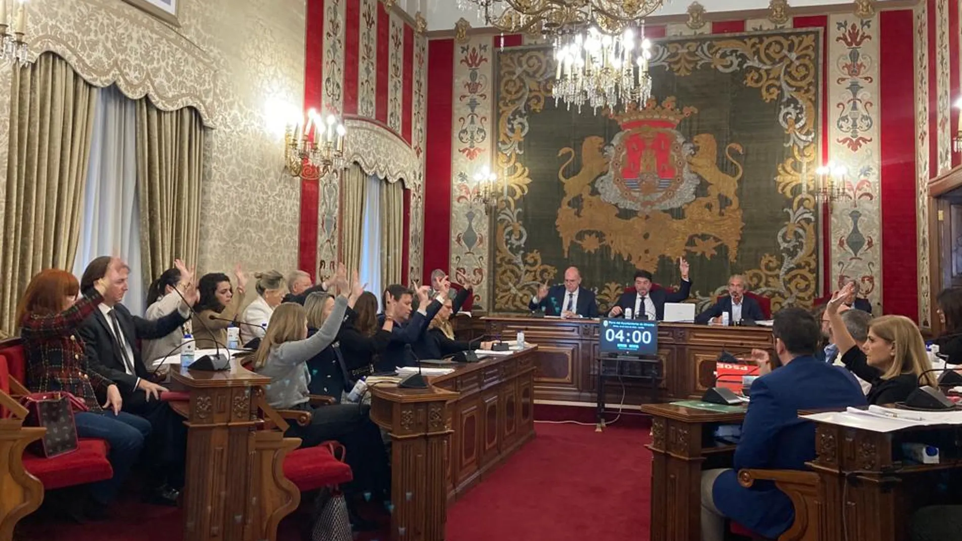 Imagen del pleno de hoy en Alicante en el que se han aprobado los presupuestos para 2024.