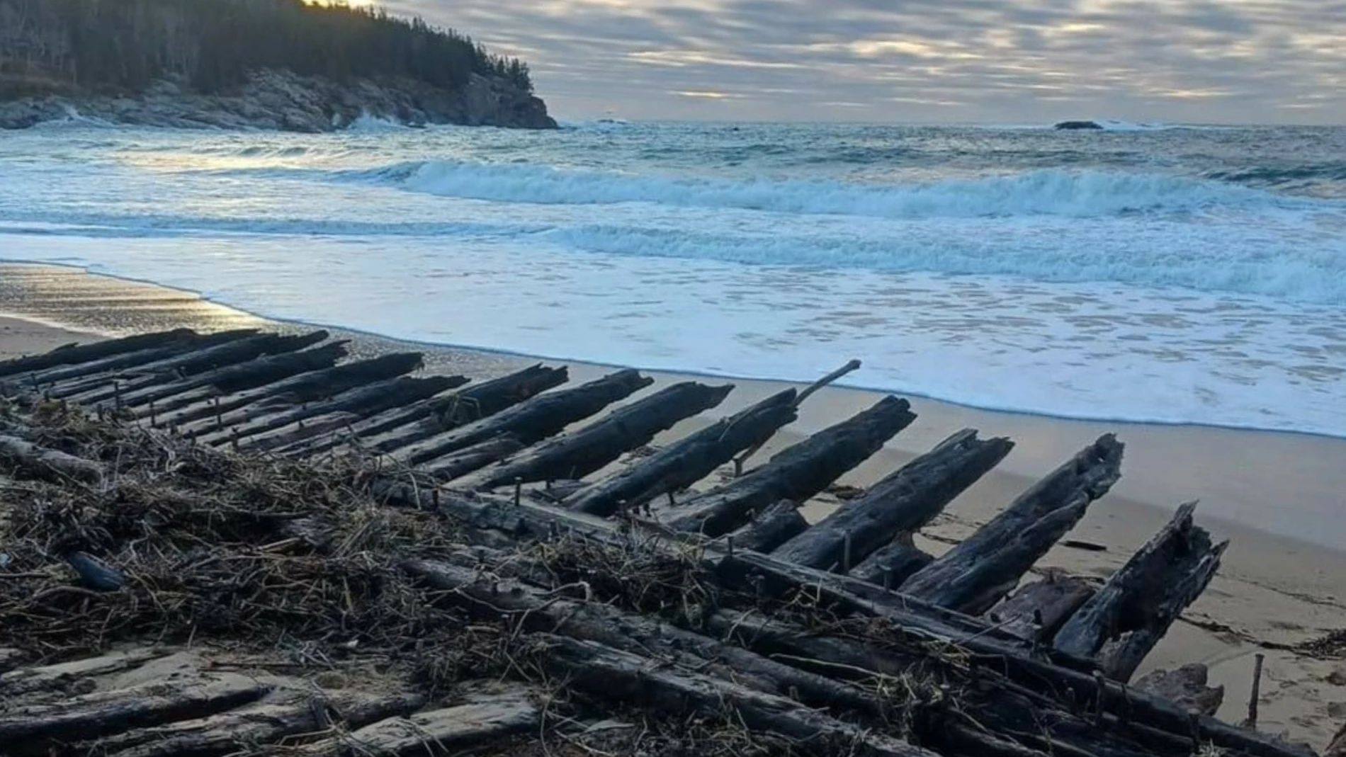 Revelado un naufragio de más de cien años en Maine después de una tormenta