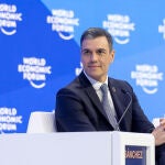 Economía.- Ignacio Sánchez Galán y Rafael del Pino acuden a la reunión de Pedro Sánchez en Davos con el Ibex 35