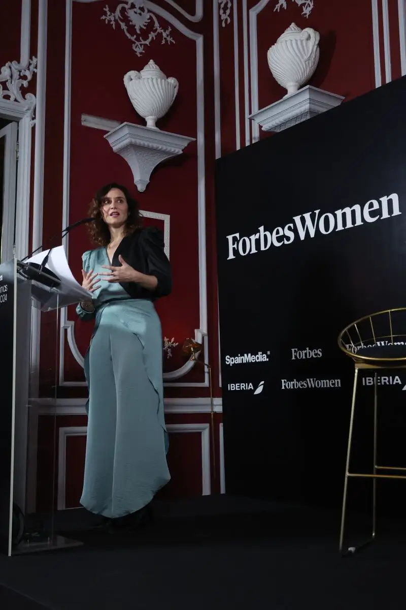 Ayuso participa en el lanzamiento de la Lista Forbes Women