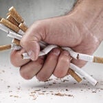 Las ganas de volver a coger el cigarrillo puedesn prolongarse durante las seis primeras semanas