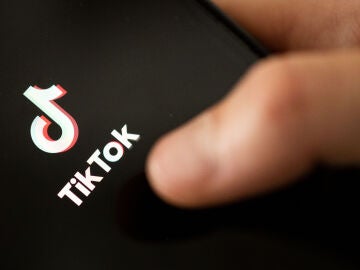 TikTok prueba una opción para generar canciones mediante IA directamente desde la 'app'