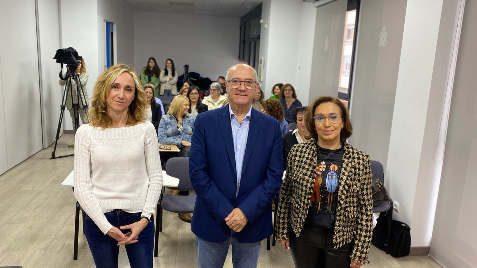 Mª José Uñón, Enrique Ruiz Forner María Victoria durante la jornada celebrada en Segovia