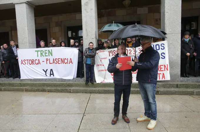 El PP urge al Gobierno a la reapertura del ferrocarril Astorga-Plasencia