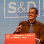 Sánchez conecta en directo con la manifestación de los pélets en Galicia y carga contra la gestión de la Xunta