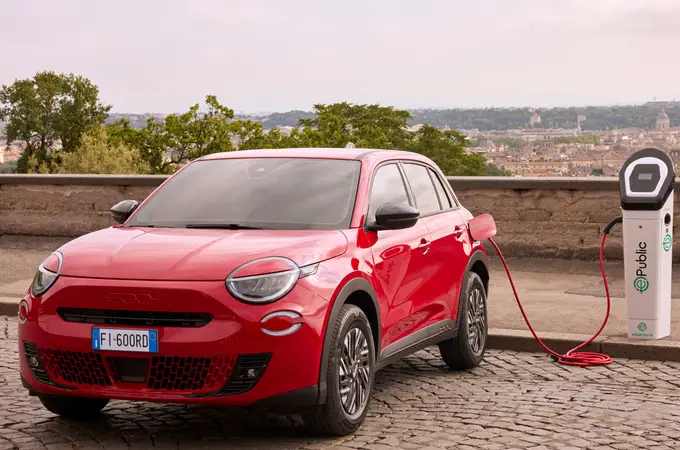 Fiat revive el mito del 600, ahora cien por cien eléctrico