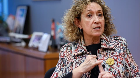 Entrevista a la consellera de Territorio Ester Capella