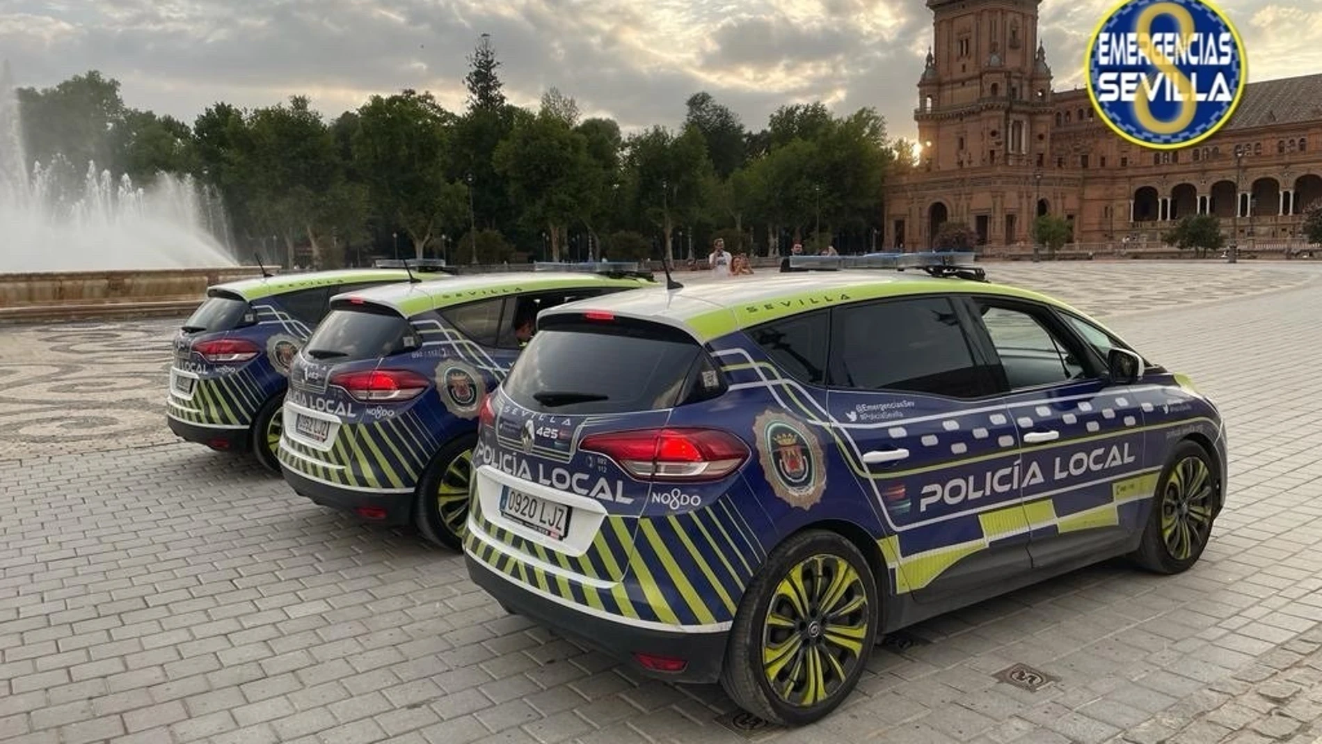 Detención "de película" de dos tironeros por robar a una joven en la Plaza de España tras un forcejeo con policías