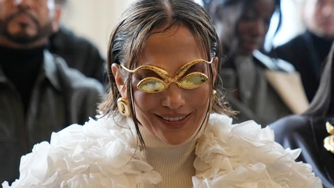 Jennifer Lopez en el desfile de Schiaparelli.