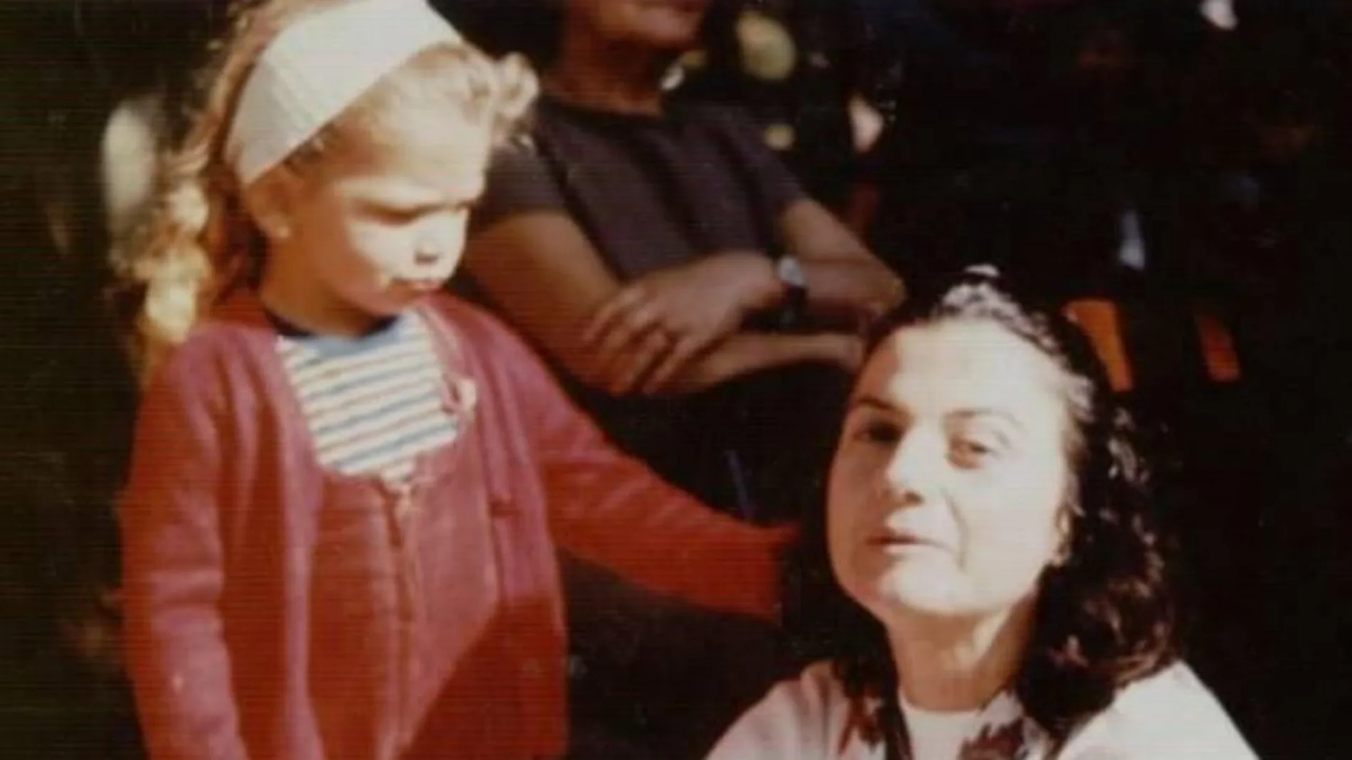 Liliana Navarro junto a una de sus hijas, en una imagen de archivo