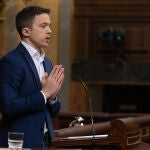 VÍDEO:Errejón critica que en PP "no hay nadie al volante" tras decir Pons que el TC es un "cáncer del Estado de Derecho"