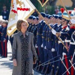 La reina Sofía preside el acto de juramento o promesa ante la bandera de España Acuartelamiento 'El Rey' de la Guardia Real