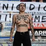 La organización FEMEN lleva a cabo una acción "para denunciar los feminicidios y el negacionismo machista".