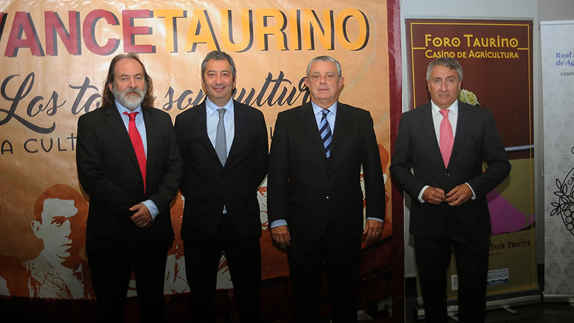 Vicente Barrera, en la presentación de los libros de Avance Taurino