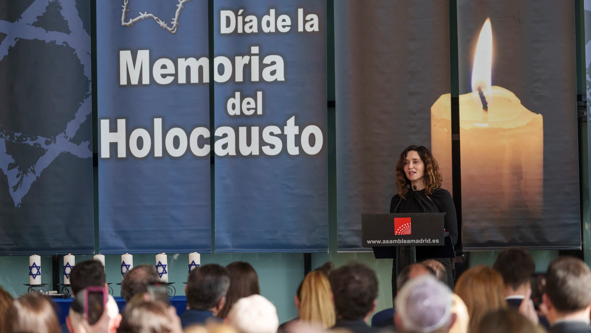 Ayuso en el recuerdo a las vctimas del Holocausto en la Asamblea de Madrid