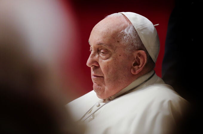 El Papa pide reforzar los cuidados paliativos de los enfermos terminales: "Las familias no pueden quedarse solas"