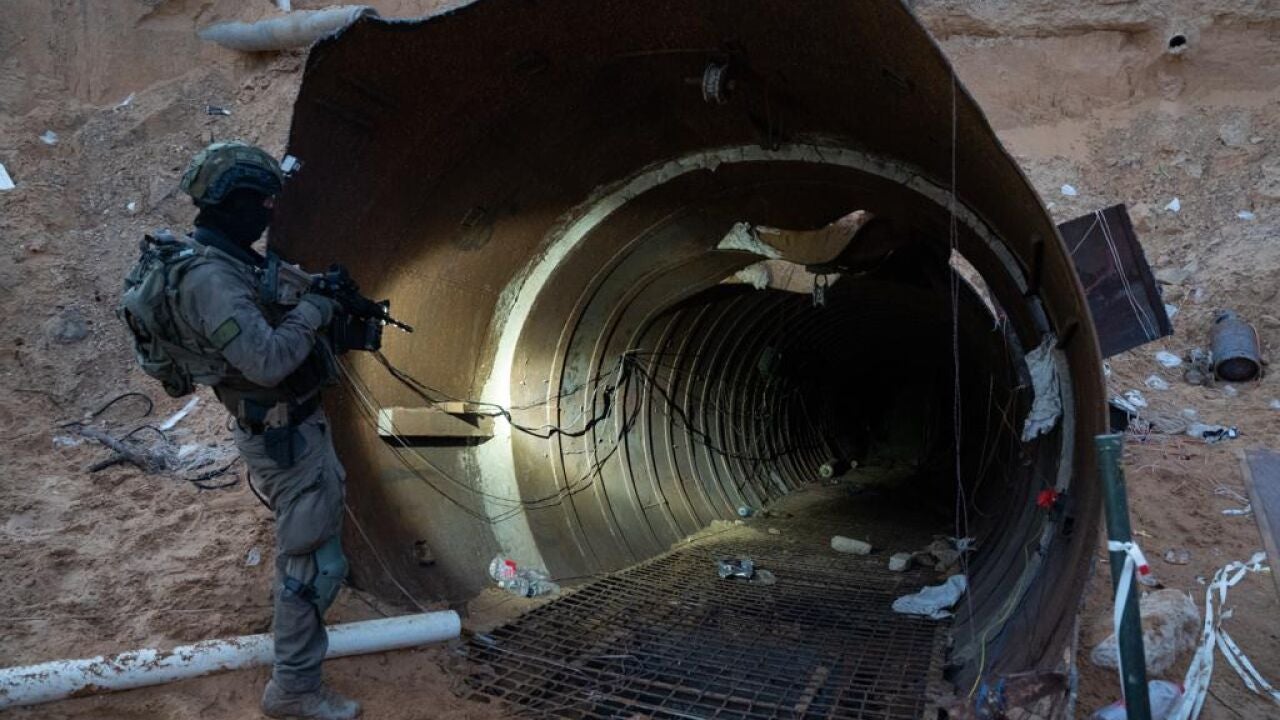 イスラエル、ガザ地区ハマスのトンネルが浸水して使用不能になったことを認める
