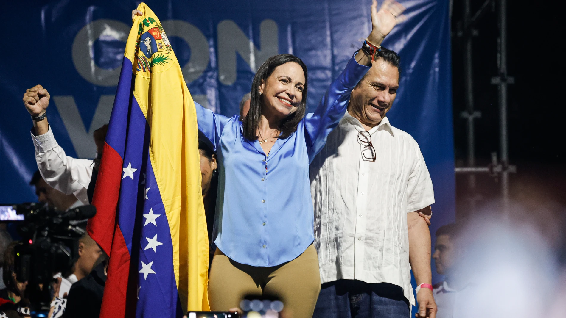 Aznar, Rajoy y otros exmandatarios iberoamericanos salen en defensa de Machado tras su inhabilitación en Venezuela