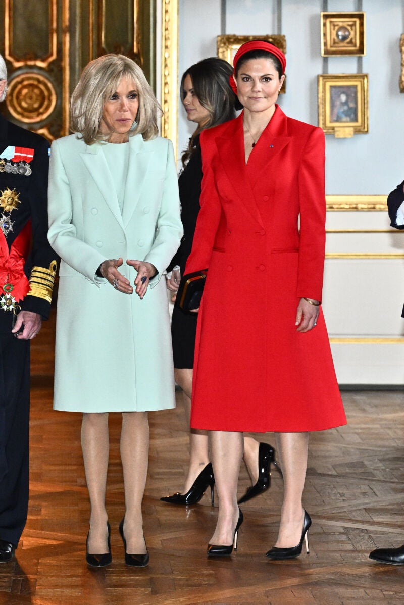 Las princesas de Suecia y Brigitte Macron con los looks más tendencia.