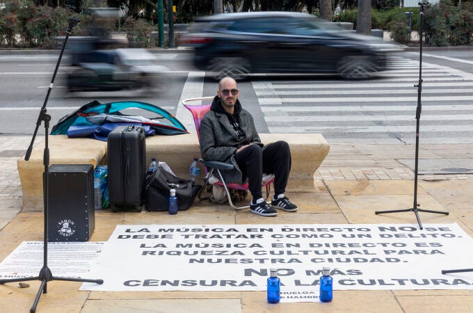 El músico flamenco, Mario Salazar, durante la huelga de hambre