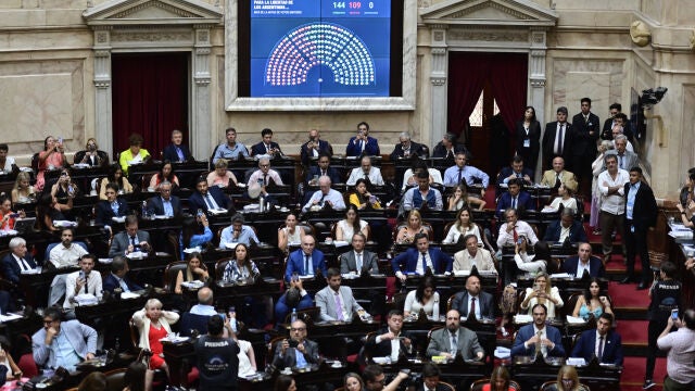 La 'ley ómnibus', impulsada por Milei, es aprobada en general en el Congreso de Argentina