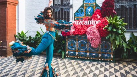 La bailaora Carmen Avilés, protagonista del nuevo spot de Cruzcampo, en la presentación de la campaña