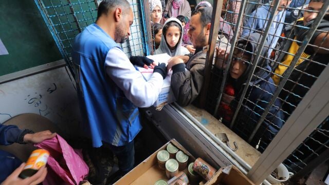 InternacionalCategorias.-La AP entiende que al menos cinco países reanudarán su financiación a la UNRWA en cuestión de "semanas"