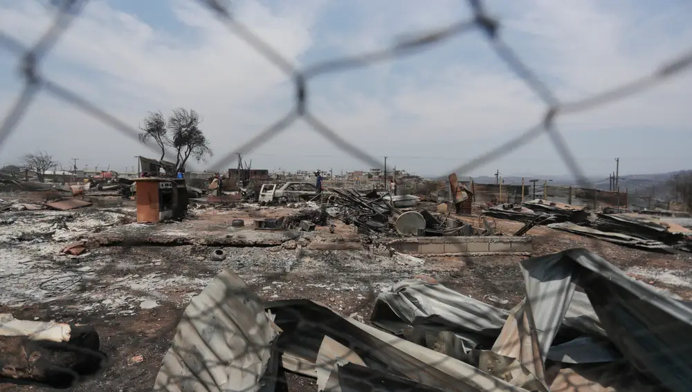 En Pompeya, epicentro de los incendios en Chile, hoy tiempo para llorar a los muertos