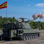 Disparo de munición de 155mm en Letonia