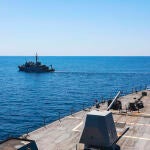 InternacionalCategorias.-Ucrania destruye una plataforma en el mar Negro desde la que Rusia mejoraba el funcionamiento de sus drones