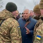 Borrell visita un proyecto UE para entrenar a policias ucranianos para zonas liberadas
