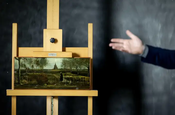 Exponen con daños el Van Gogh robado y devuelto en una bolsa de IKEA