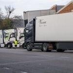 MADRID.-AMP.- El Gobierno acuerda con los transportistas garantizar la circulación de camiones pese a las protestas