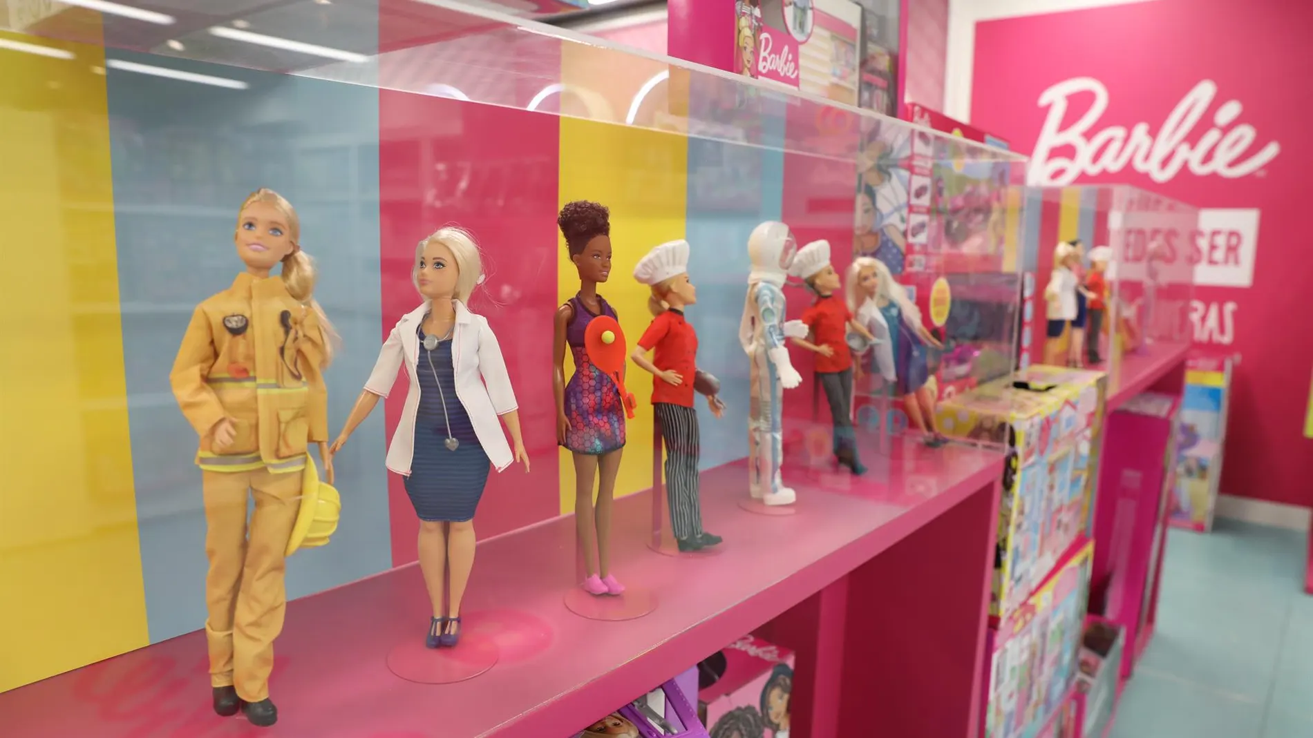 EEUU.- Mattel, la fabricante de las muñecas Barbie, gana 199,5 millones de euros en 2023, un 45,6% menos