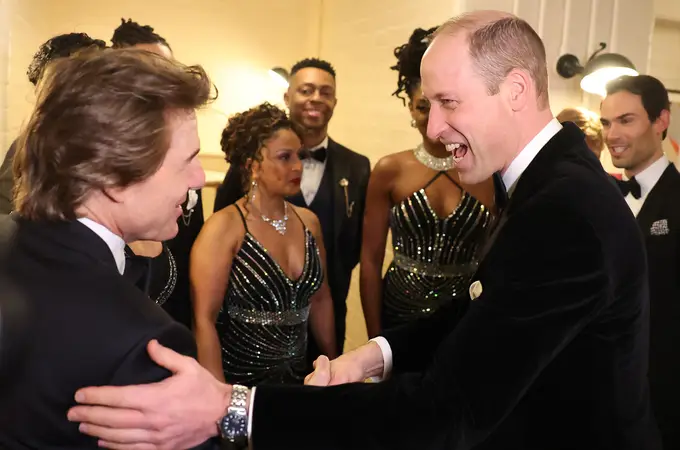 El príncipe William bromea con Tom Cruise en un evento para recaudar fondos: 