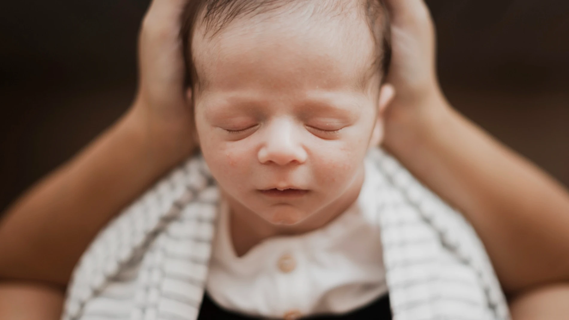 Bebé Hallan una posible cura la epilepsia genética más común