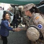 La ministra de Defensa de España Margarita Robles ha recorrido varias dependencias de las instalaciones militares DE la base de Al Asad tras reunirse con el jefe de la Operación Inherent Resolve (OIR), el Major General Joel Wowel.