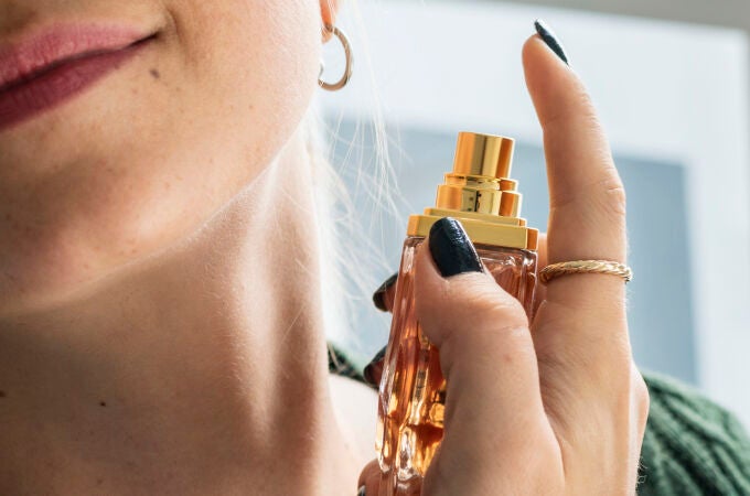 Sanidad ordena la retirada inmediata de varias colonias y perfumes