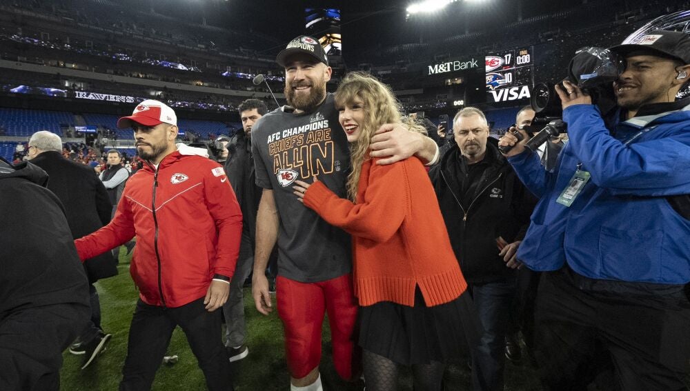 De Joe Jonas A Travis Kelce: Todos Los Novios De Taylor Swift