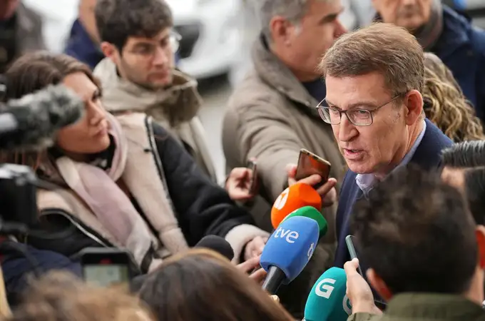 Feijóo niega que estuviese dispuesto a indultar a Puigdemont: 