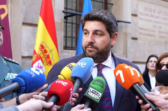 López Miras pide al Gobierno central más medios para la Guardia Civil