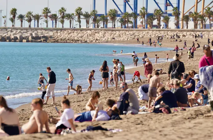 España, de récord en récord de turistas: superará este año las perspectivas de crecimiento