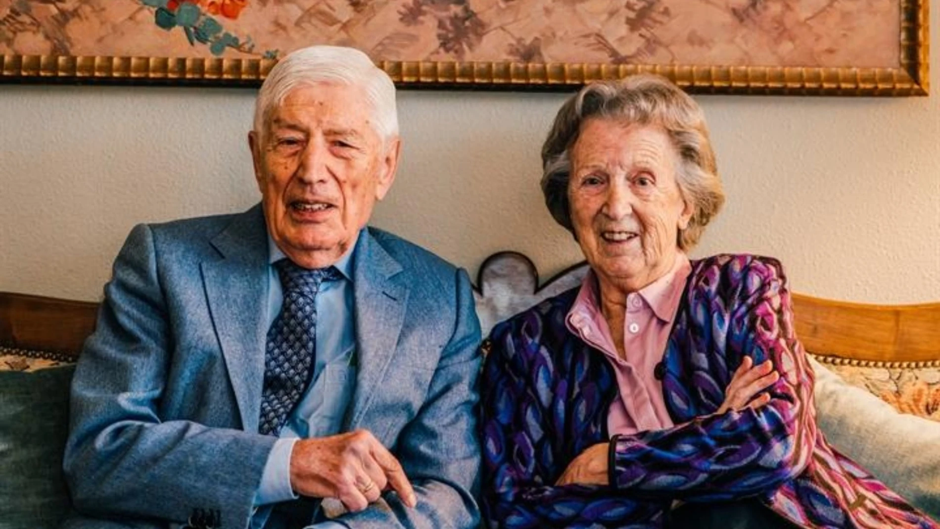 El ex primer ministro neerlandés, Dries van Agt, junto a su esposa Eugine, en una imagen de archivo