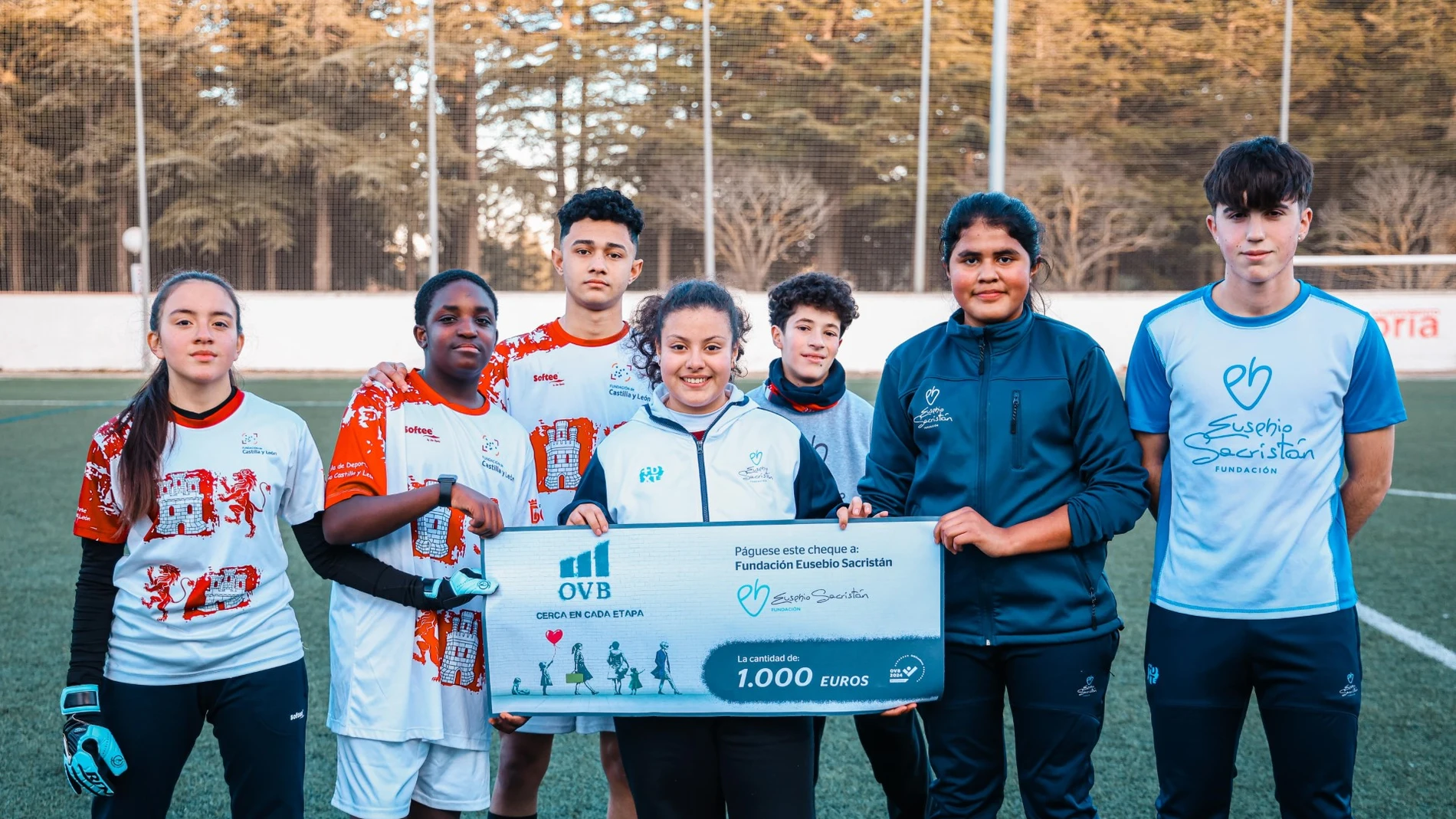 Jóvenes participantes en el proyecto “Escuela 100x100 Deporte” de la Fundación Eusebio Sacristán