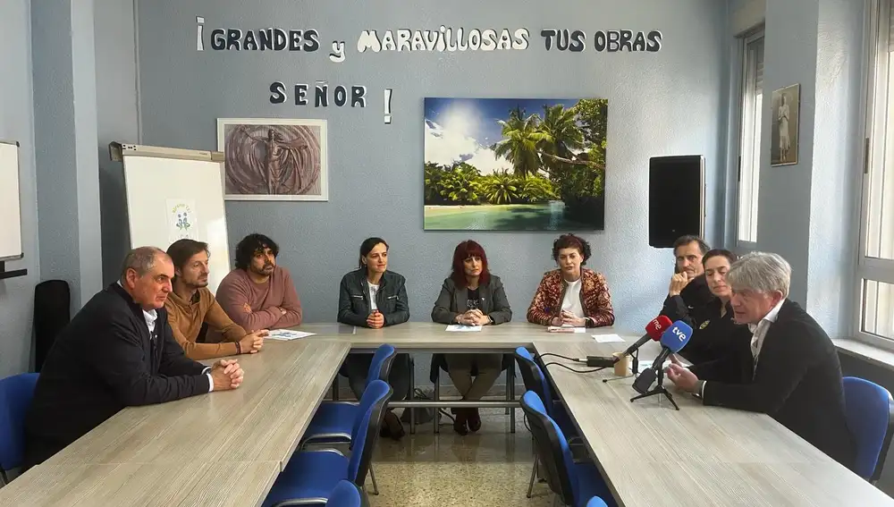 Algunos de los participantes en la presentación del proyecto, entre ellos Mayte Martínez, Ángel de las Heras, Diego de la Torre y Óscar Vidal