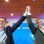 Feijóo viaja a Galicia para valorar los resultados electorales