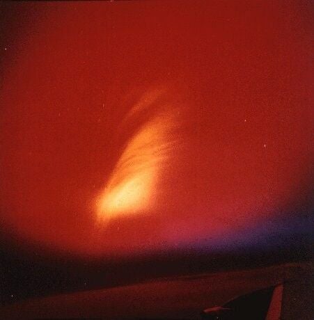 Detoncación de Starfish Prime fotografiada desde un avión.